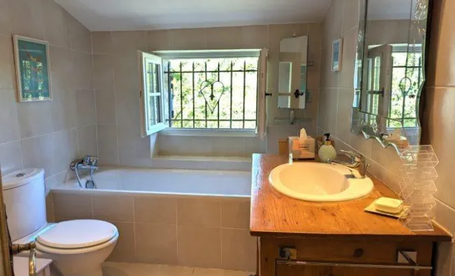 Villa La Bergerie à Roquefort-les-Pins, Châteauneuf-Grasse, WHITE STAR SERVICES